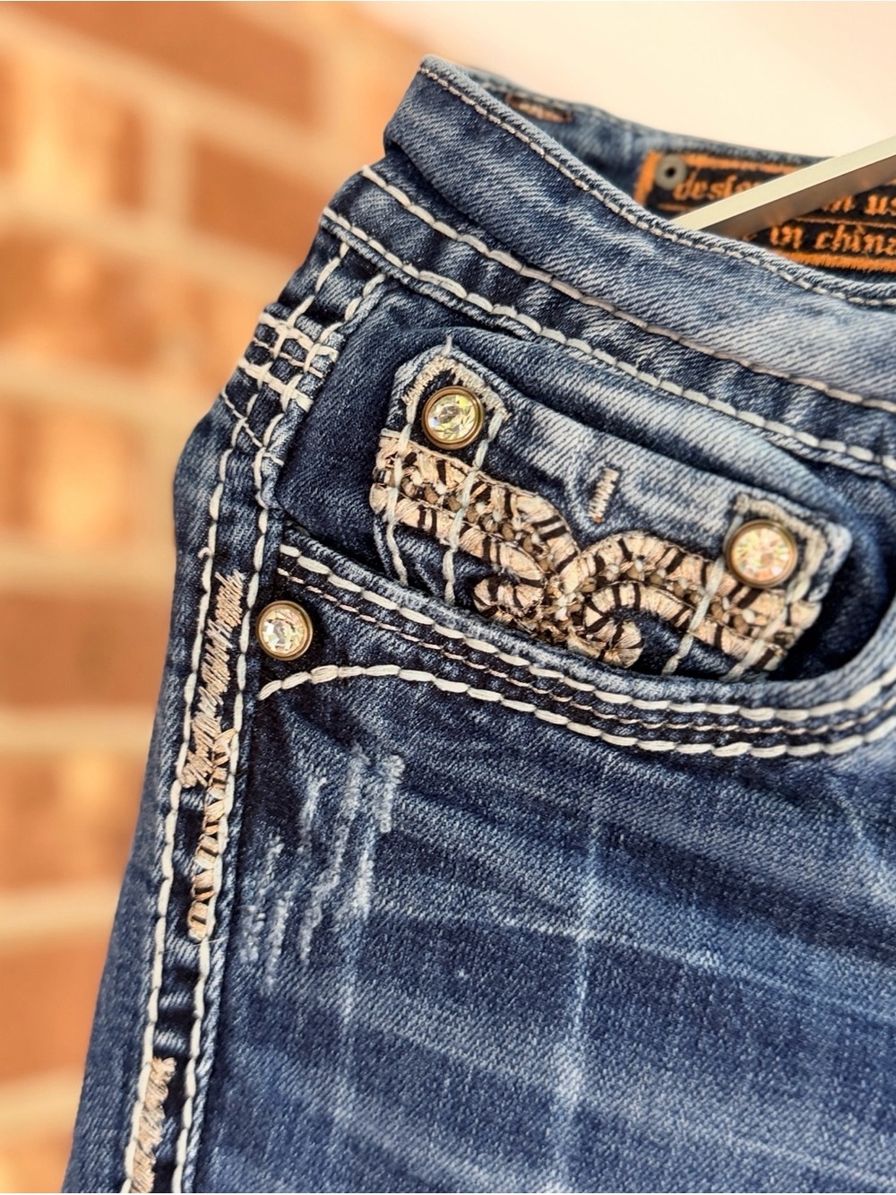 Rock Revival Betty Bootcut Women’s Jeans Designed in USA Mid Rise Size 30 - Picture 12 of 16
